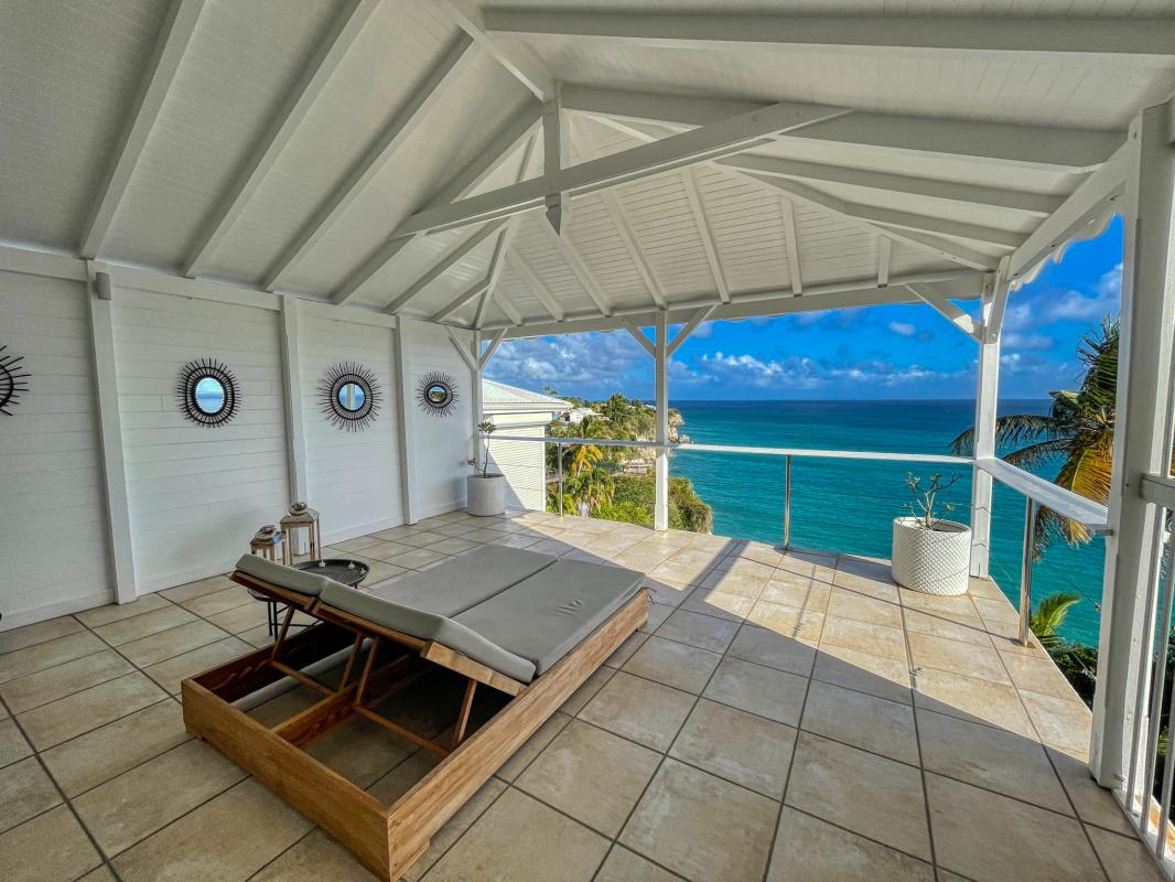 A louer villa 4 chambres au Gosier avec piscine et vue mer - terrasse suite parentale